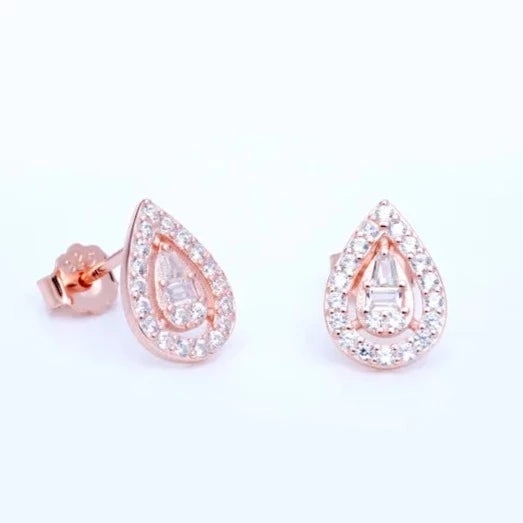 Rose gold pear shimmer earring