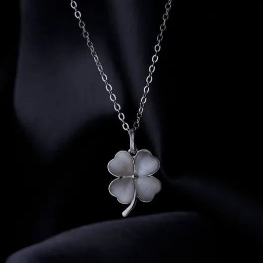Silver Daffodil pendant