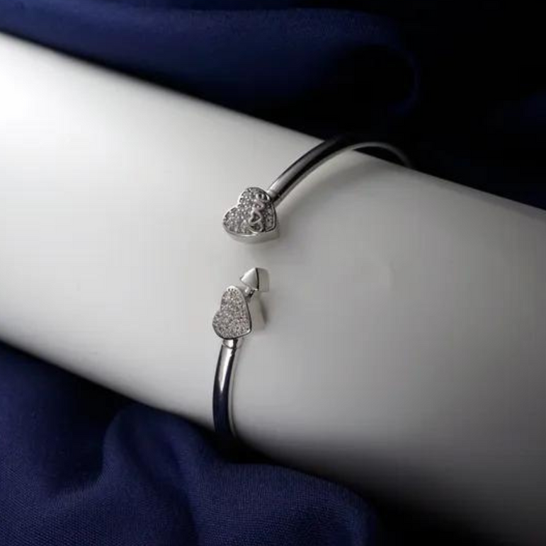 Silver swing love bracelet