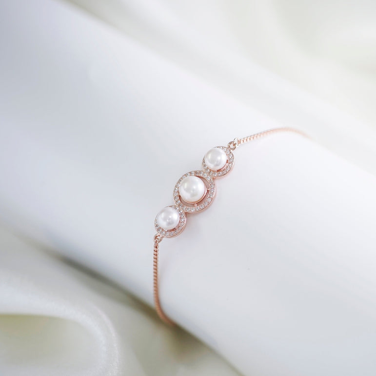 Rose gold triple white pearl bracelet