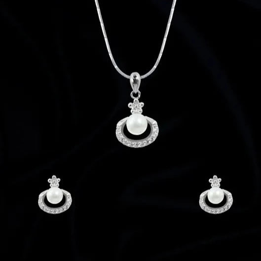 Silver white pearl moon pendant set